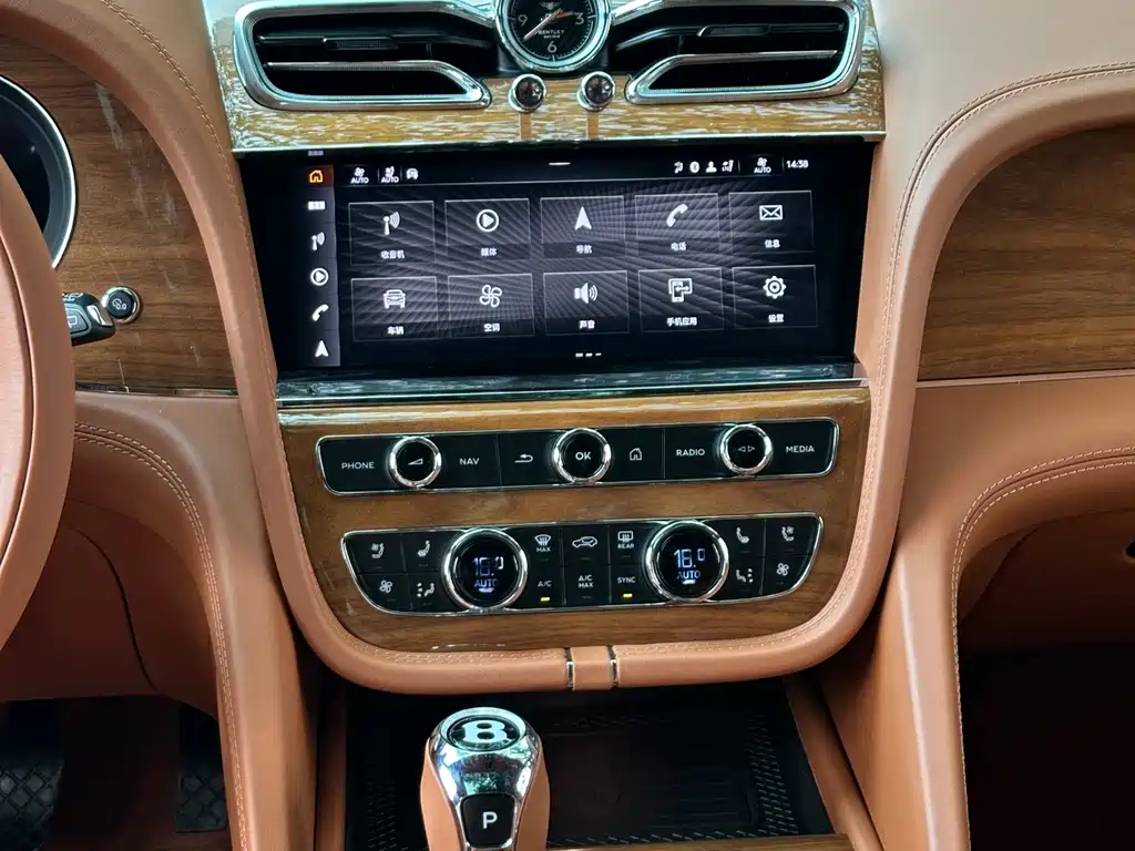 Bentley Bentayga — миниатюра 22