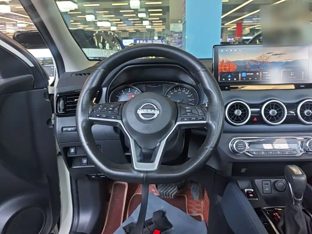 Nissan Qashqai — миниатюра 11