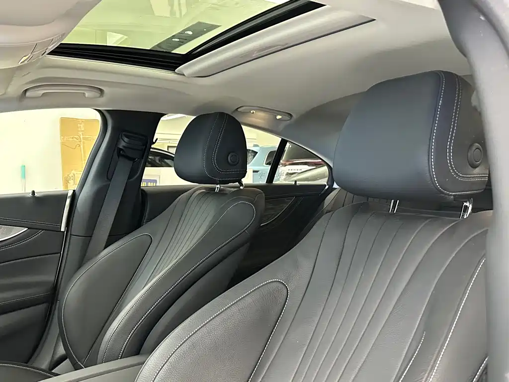Mercedes-Benz CLS — миниатюра 11