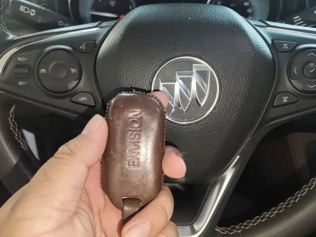 Buick Envision Plus — миниатюра 9
