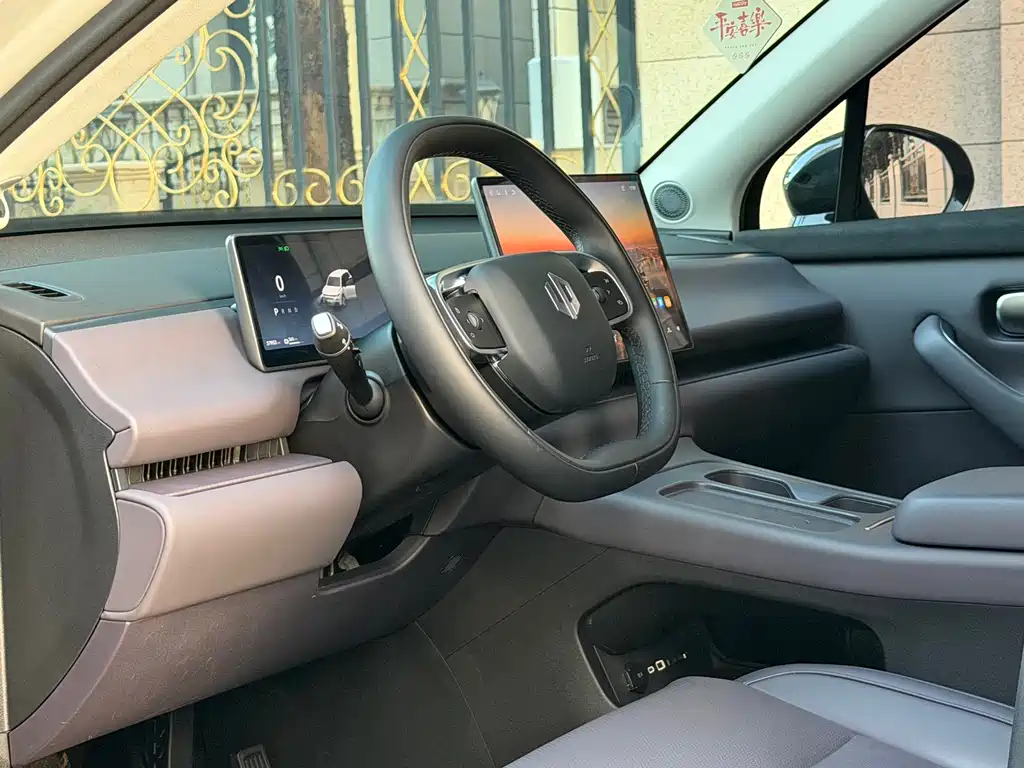Leapmotor Leapmotor C10 — миниатюра 6