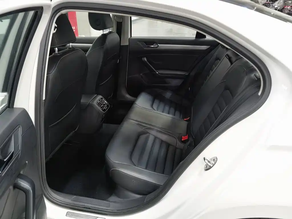Volkswagen Lamando — миниатюра 15