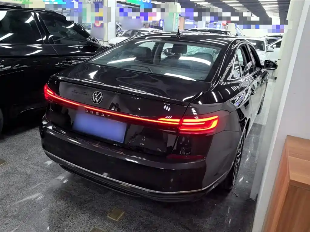Volkswagen Passat 2025 280TSI