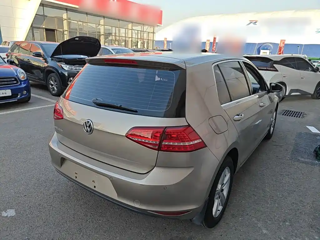 Volkswagen Golf — миниатюра 7