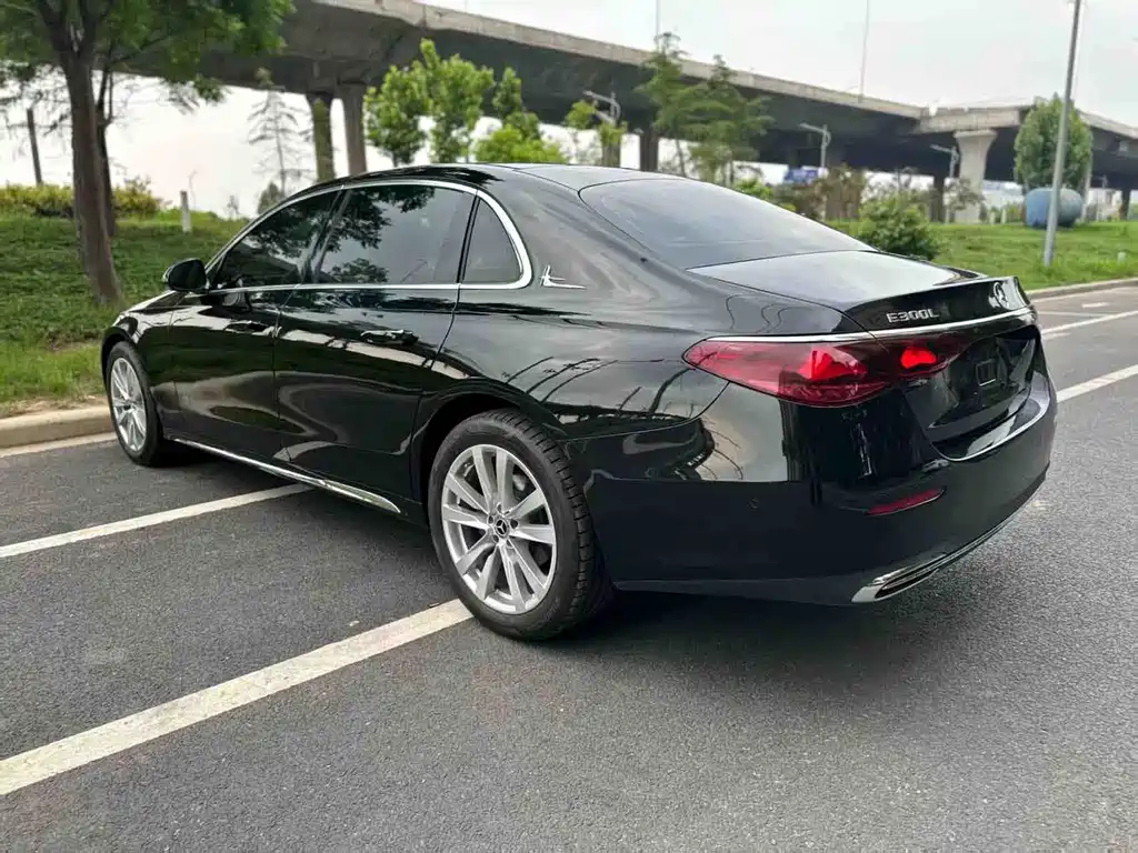 Mercedes-Benz E-Class E 2024 E 260 L