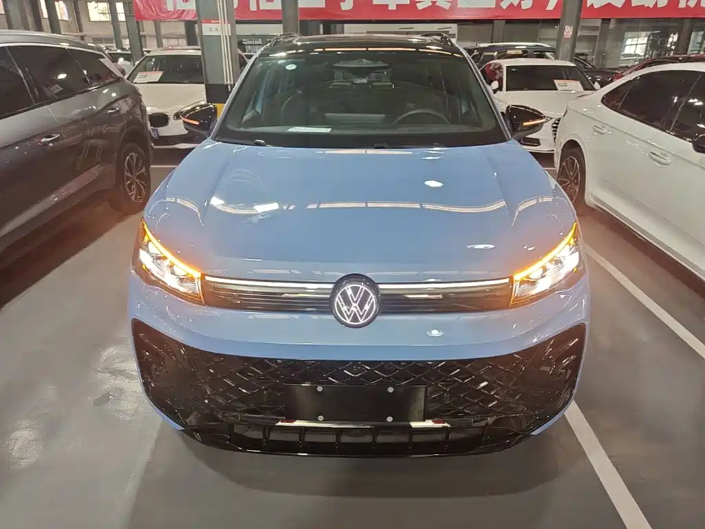 Volkswagen Tiguan L — миниатюра 3