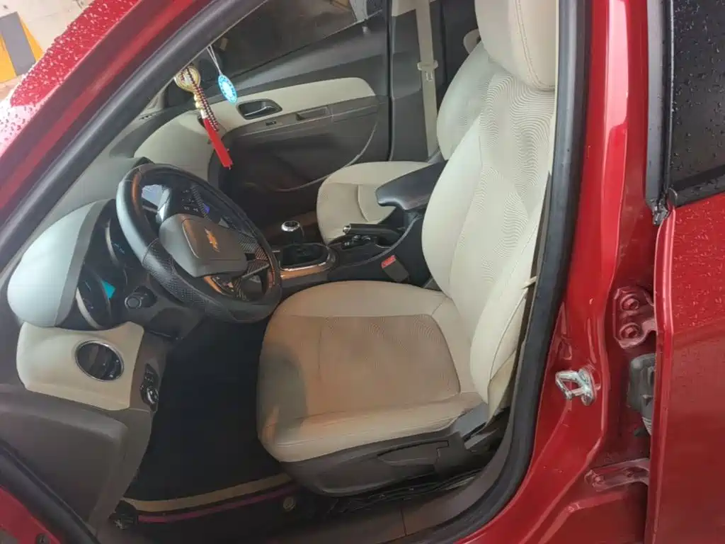 Chevrolet Cruze — миниатюра 15