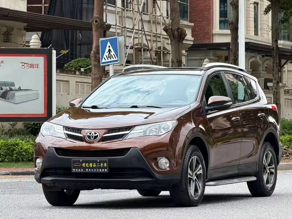 Toyota RAV4 — миниатюра 2