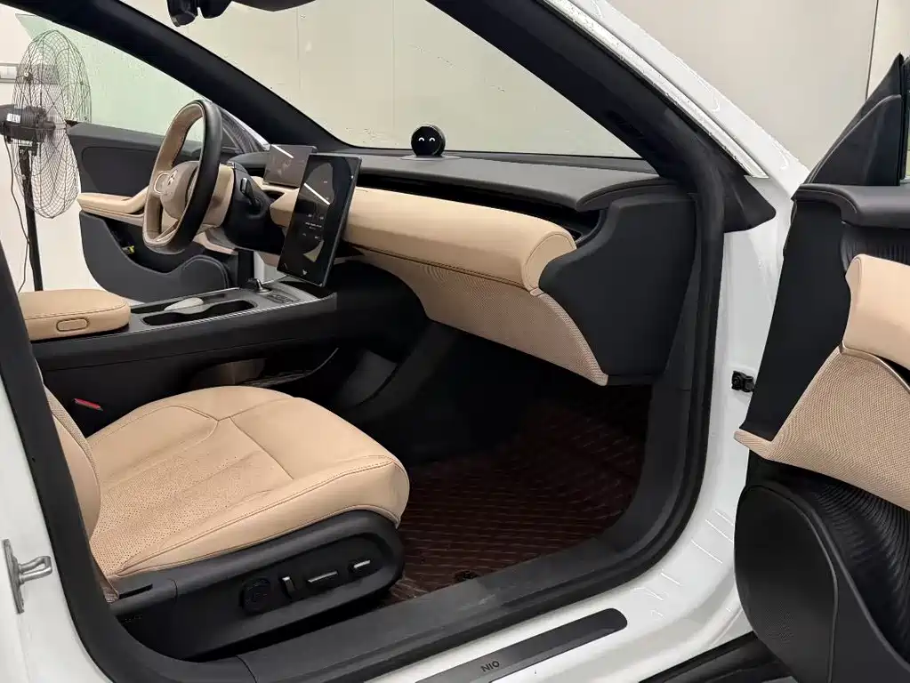 NIO ET5T — миниатюра 7