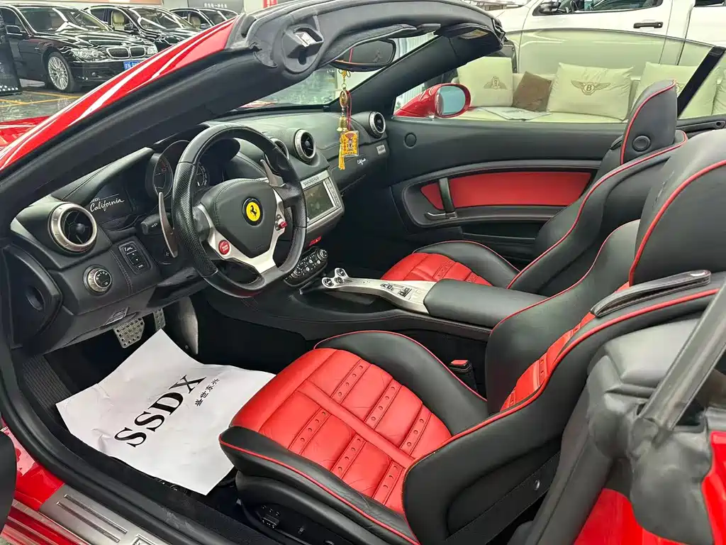 Ferrari California T — миниатюра 4