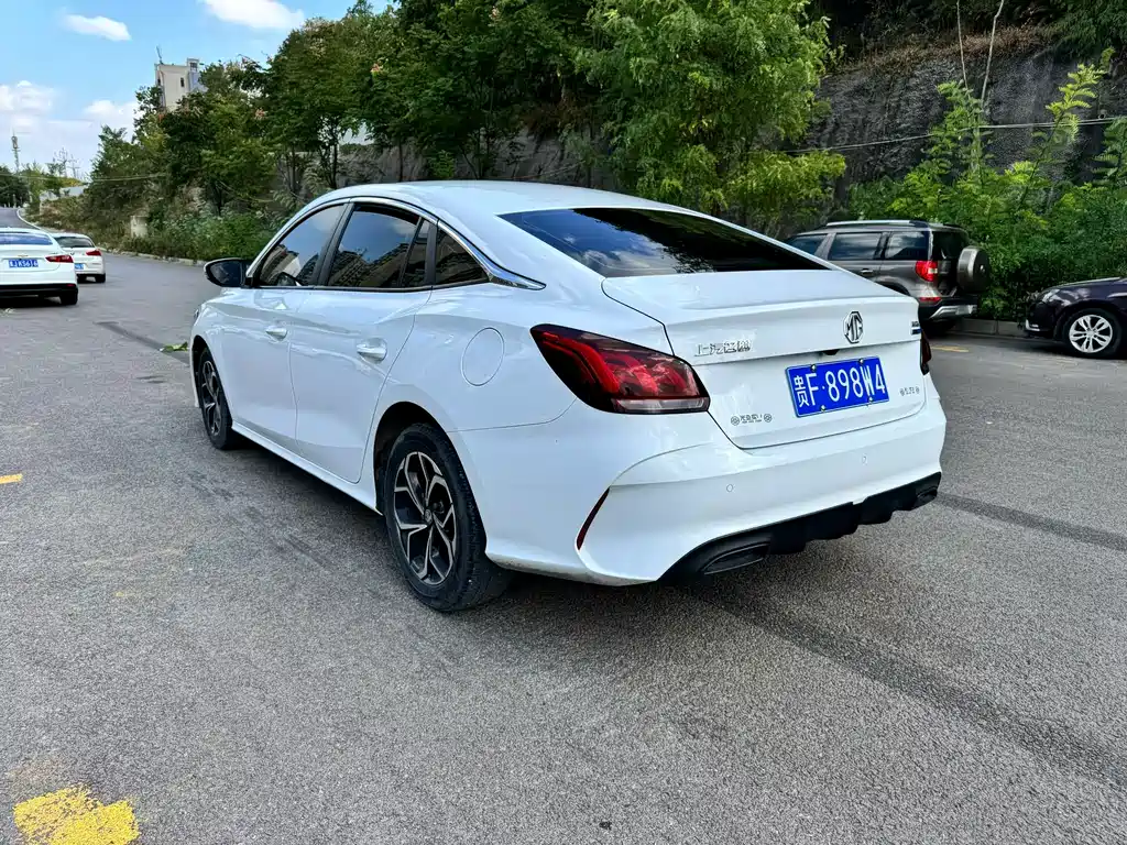 MG MG5 — миниатюра 7