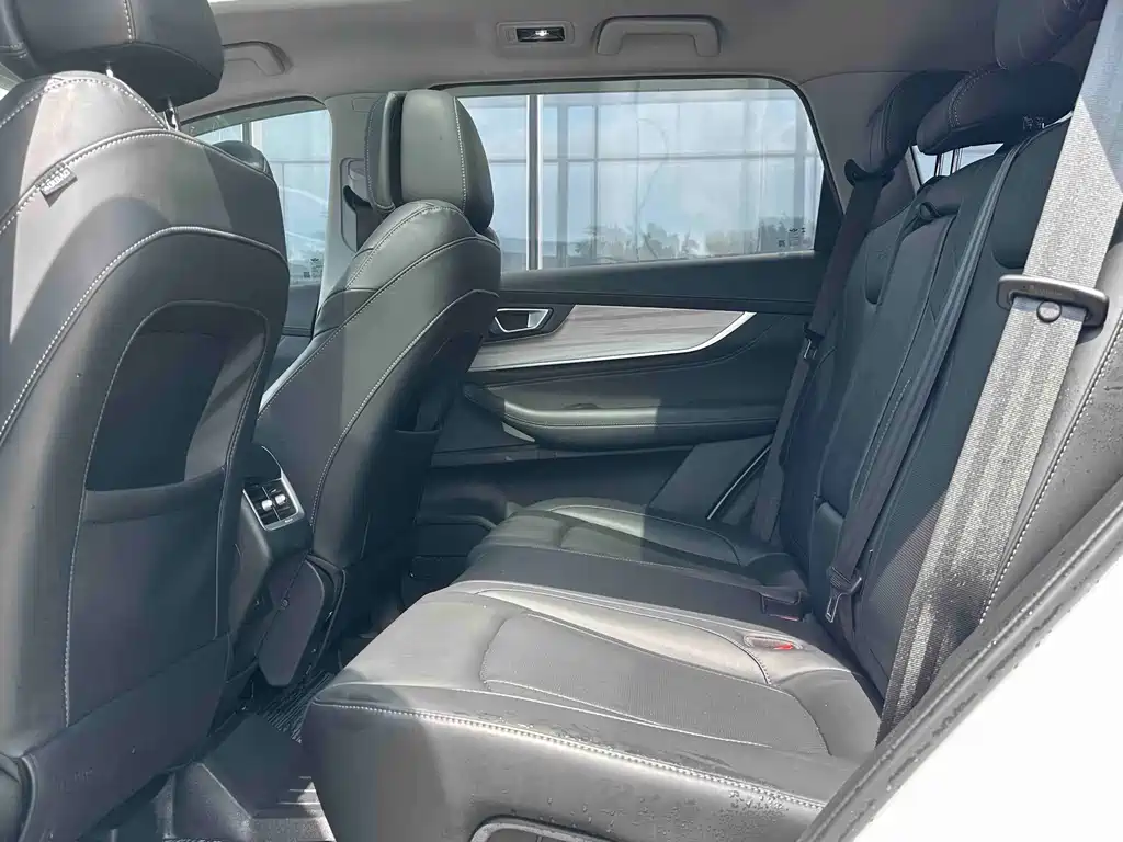 Chery Tiggo 8 — миниатюра 8