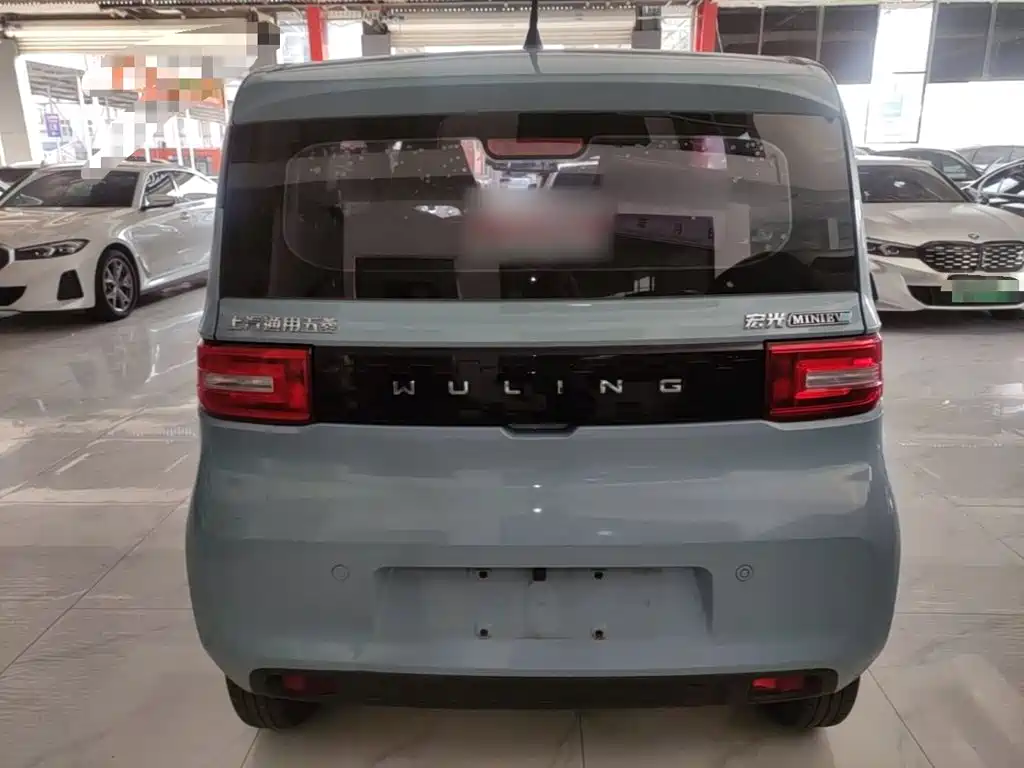 Wuling MINIEV — миниатюра 6