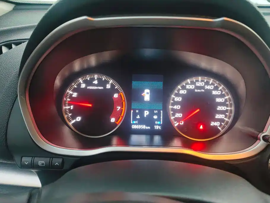 Mitsubishi Eclipse Cross — миниатюра 14
