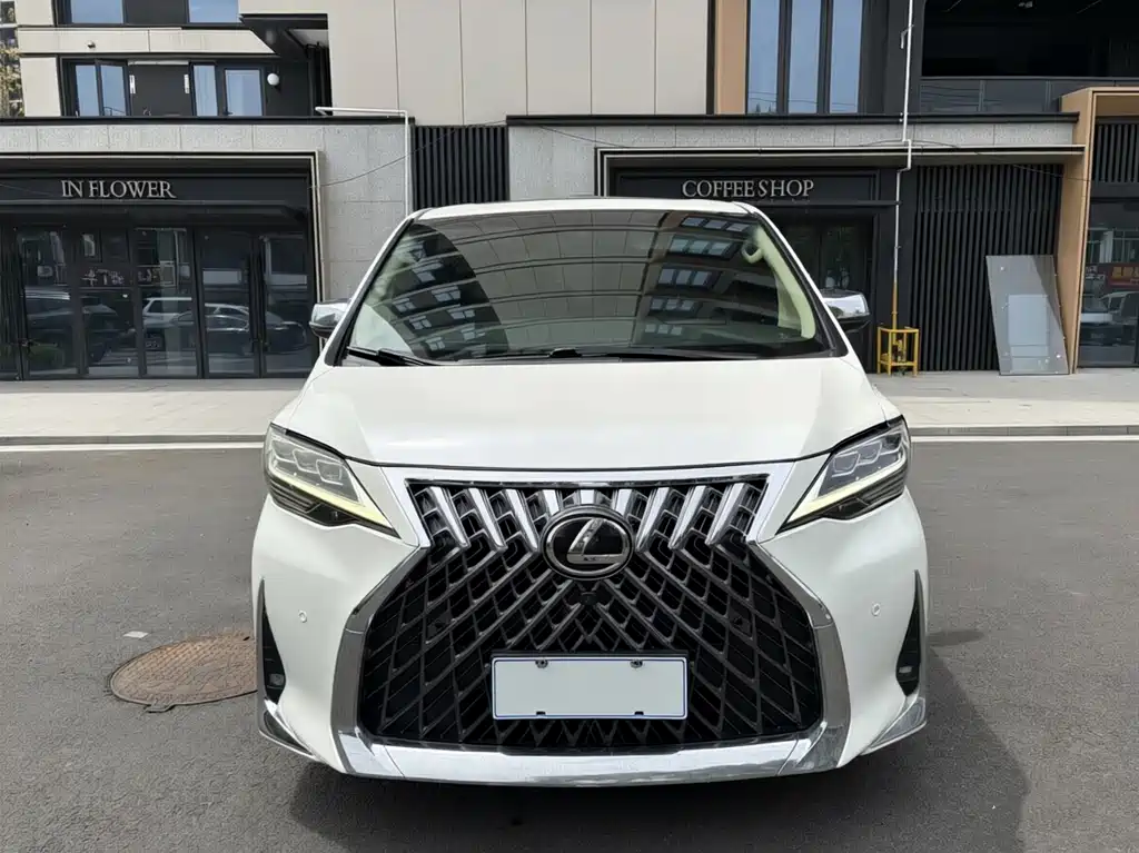 Toyota Alphard 2018 3.5L Luxury