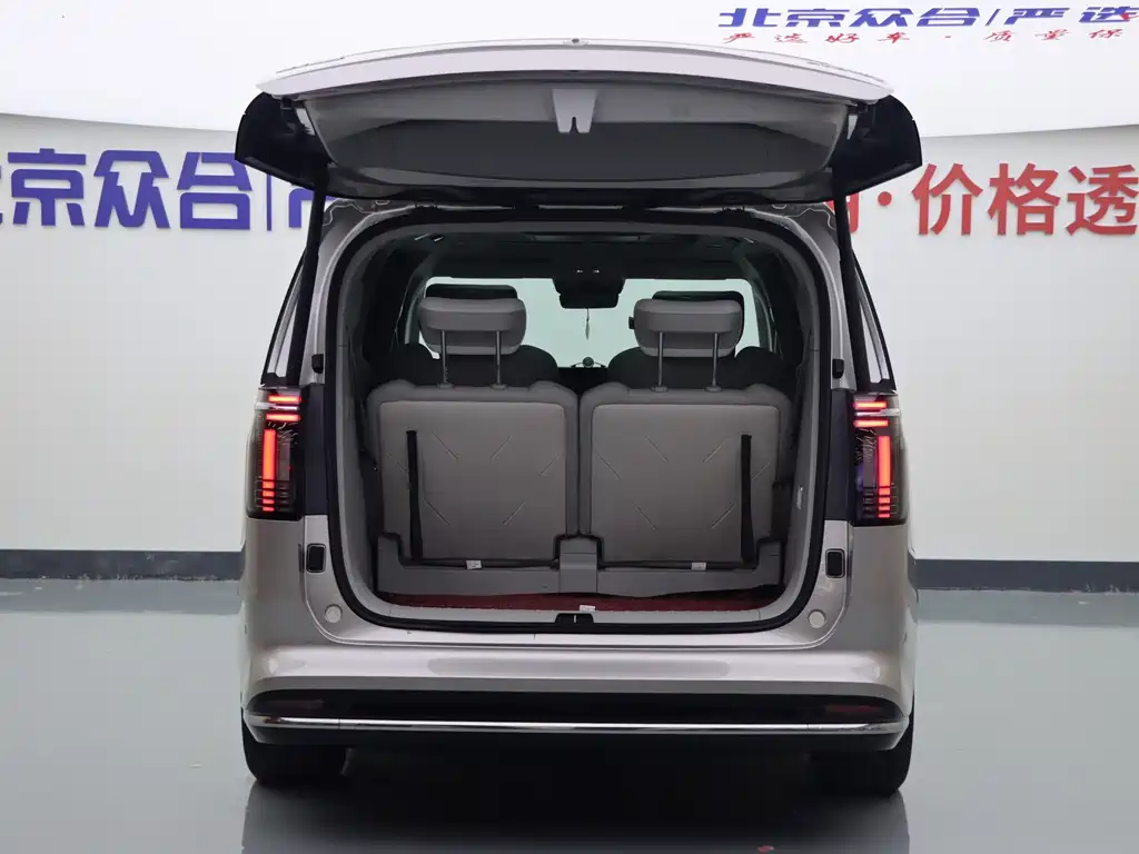 Volvo EM90 — миниатюра 29
