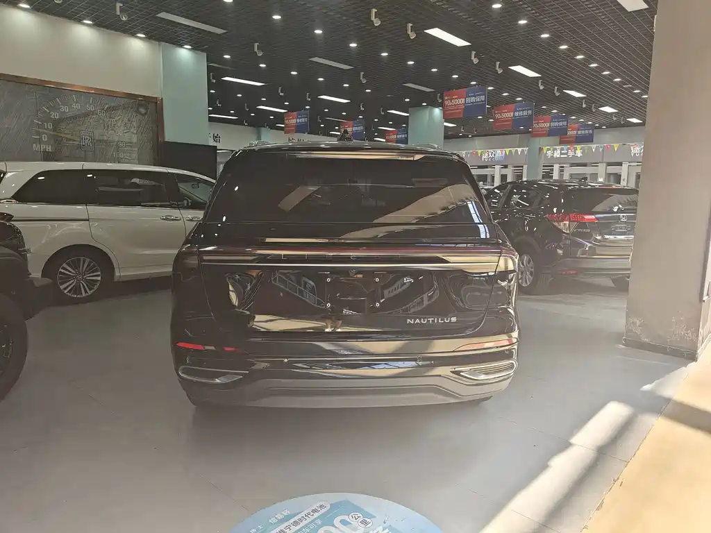 Lincoln Nautilus — миниатюра 16
