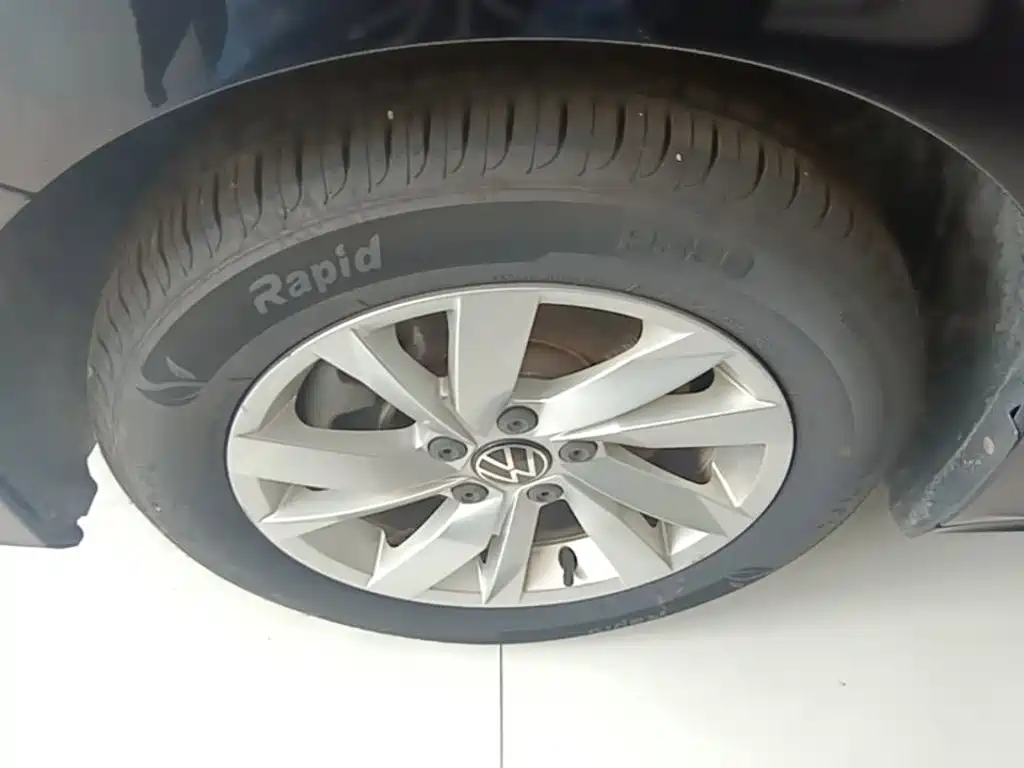 Volkswagen Passat — миниатюра 23