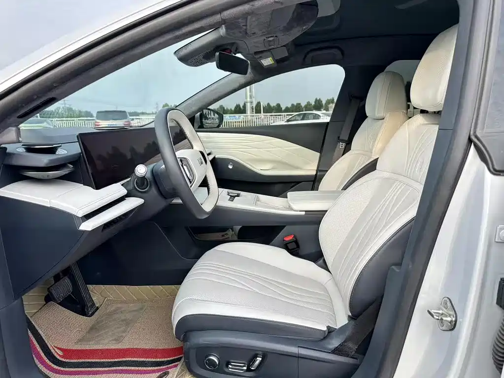 Geely Galaxy Galaxy E8 E8 2024 665km Smart Drive