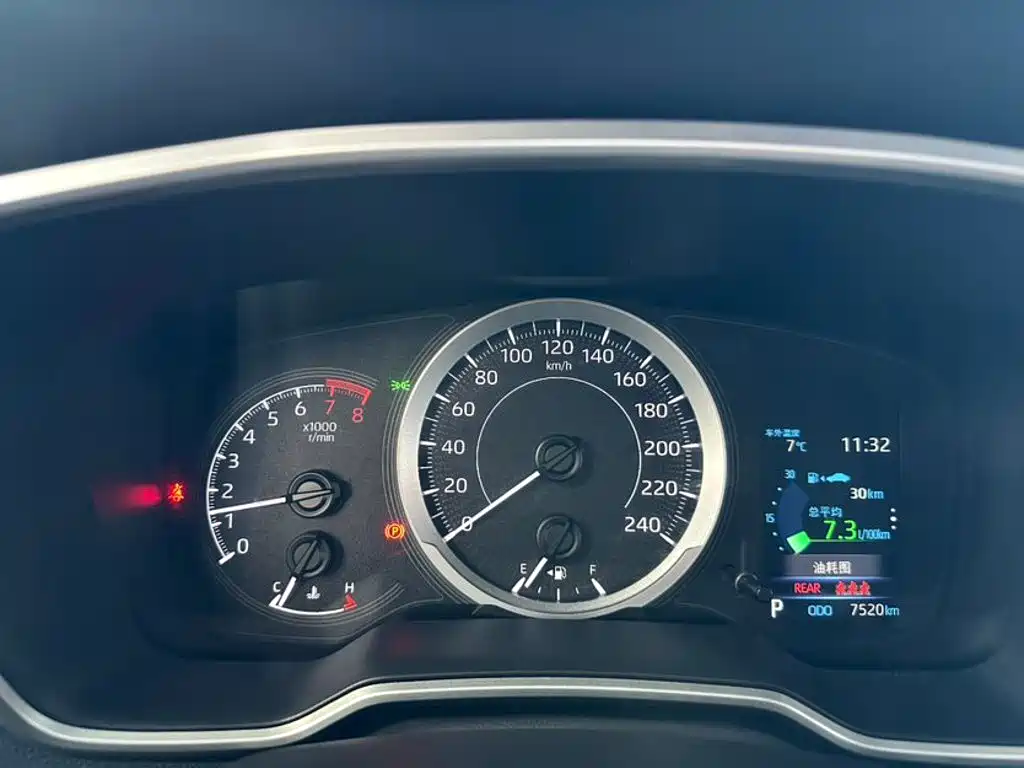 Toyota Frontlander — миниатюра 16