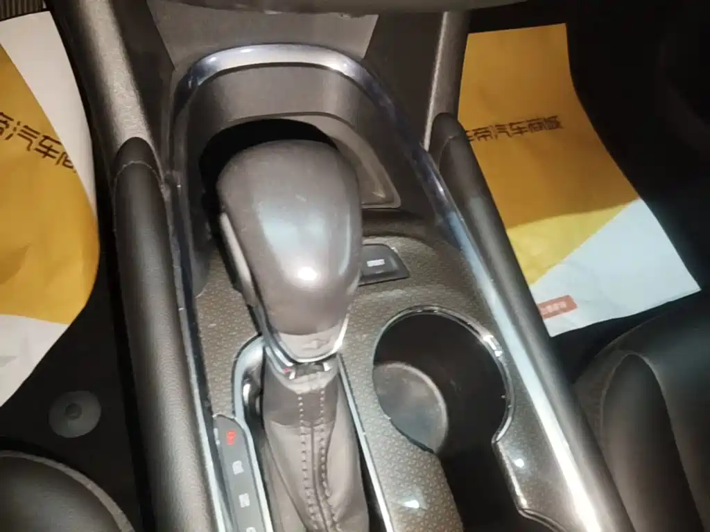 Chevrolet Malibu XL — миниатюра 14