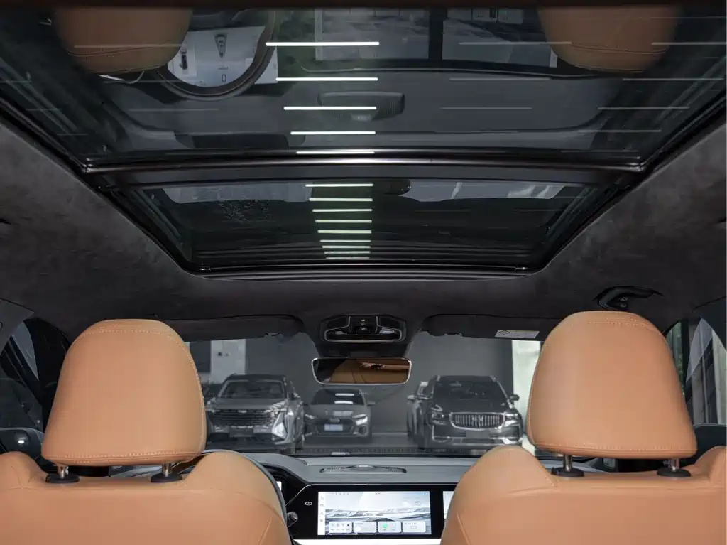 Geely Xingyue L EREV — миниатюра 17