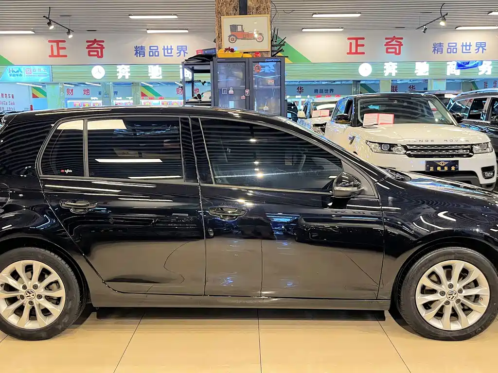 Volkswagen Golf — миниатюра 16
