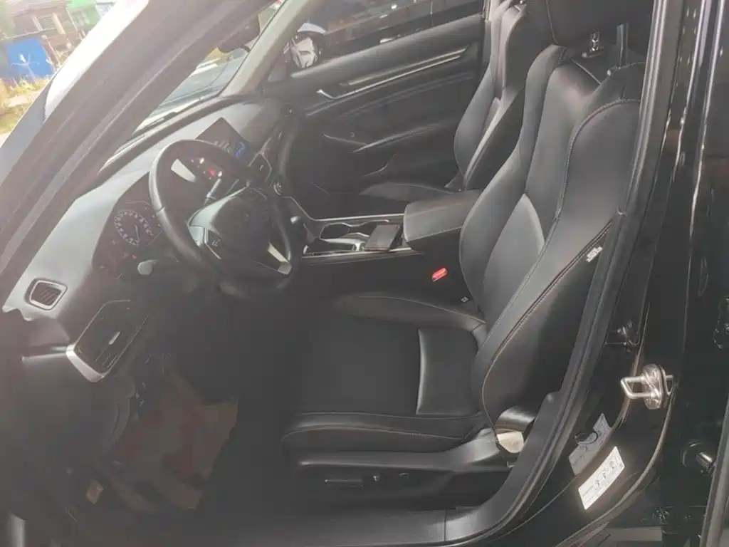 Honda Accord — миниатюра 15