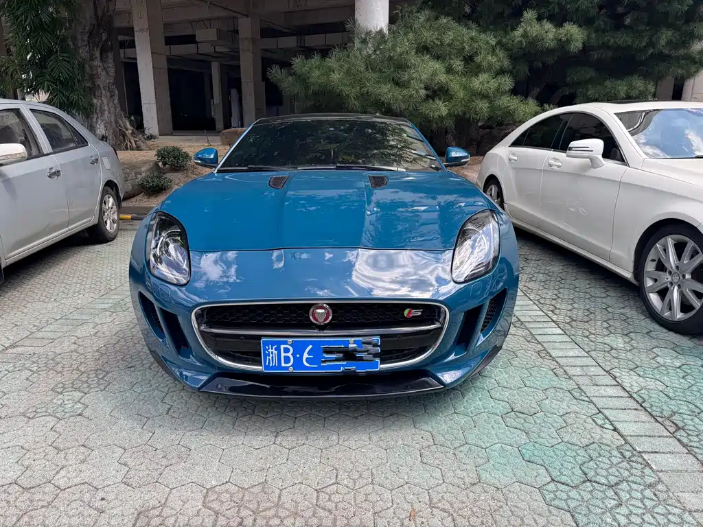 Jaguar F-TYPE — миниатюра 2