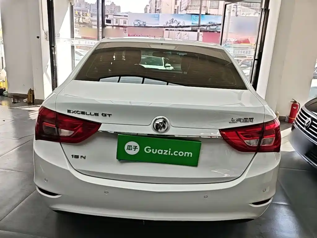 Buick Excelle — миниатюра 6