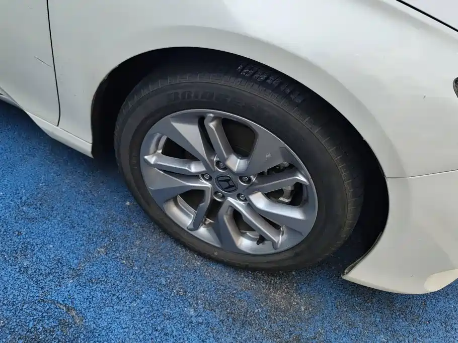 Honda Accord — миниатюра 6