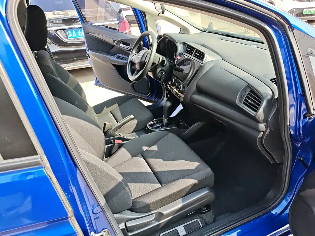 Honda Fit — миниатюра 14