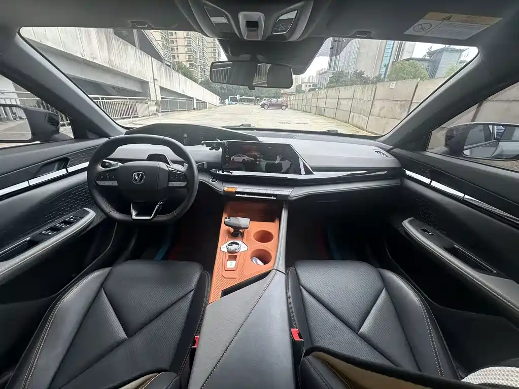 Changan UNI-V — миниатюра 5