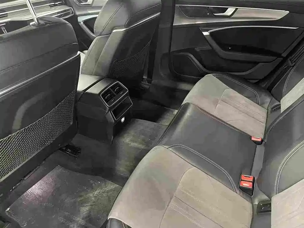 Audi A6L — миниатюра 13