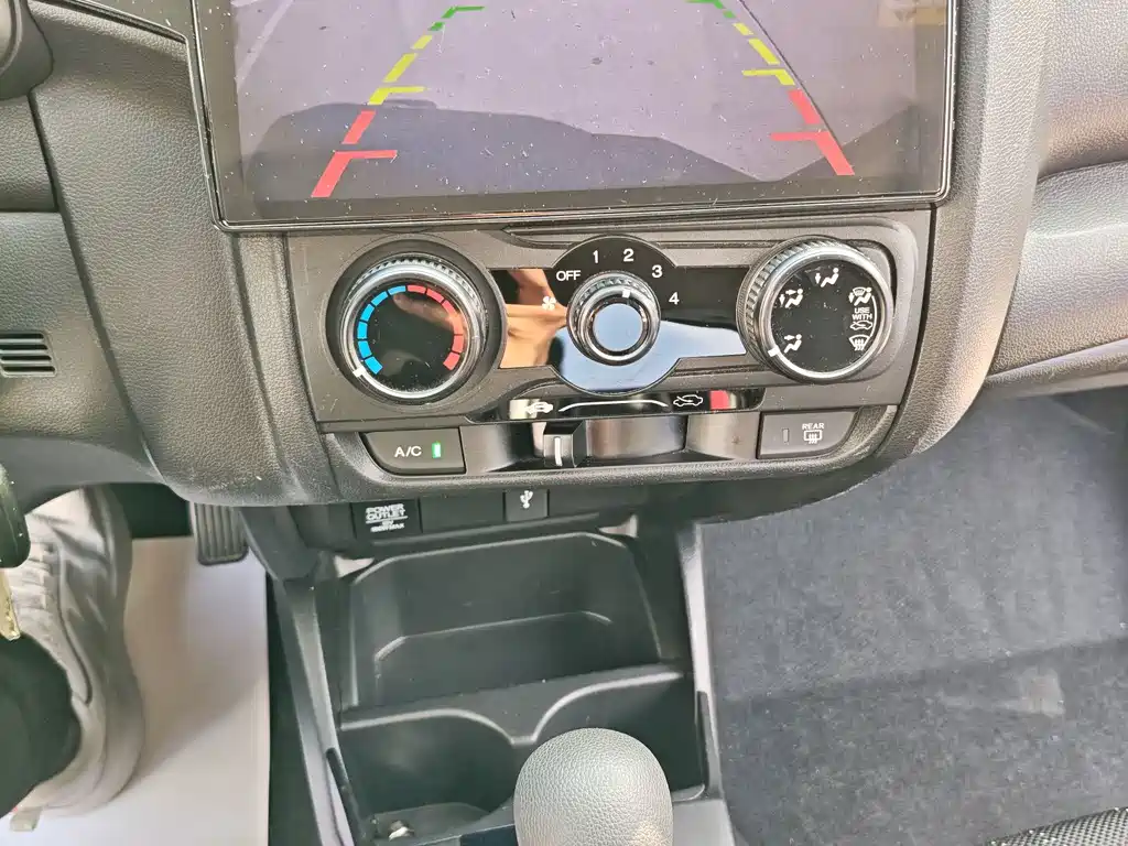 Honda Fit — миниатюра 15
