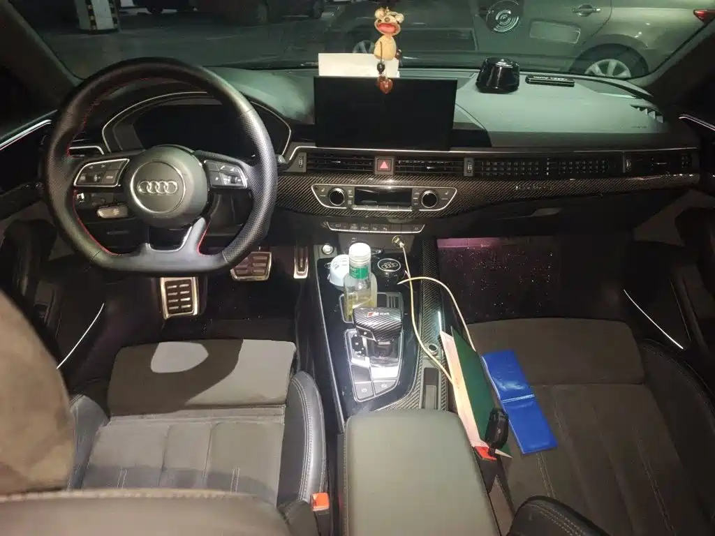 Audi A4L — миниатюра 10