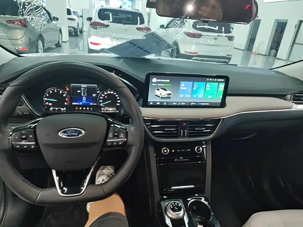 Ford Escape — миниатюра 10