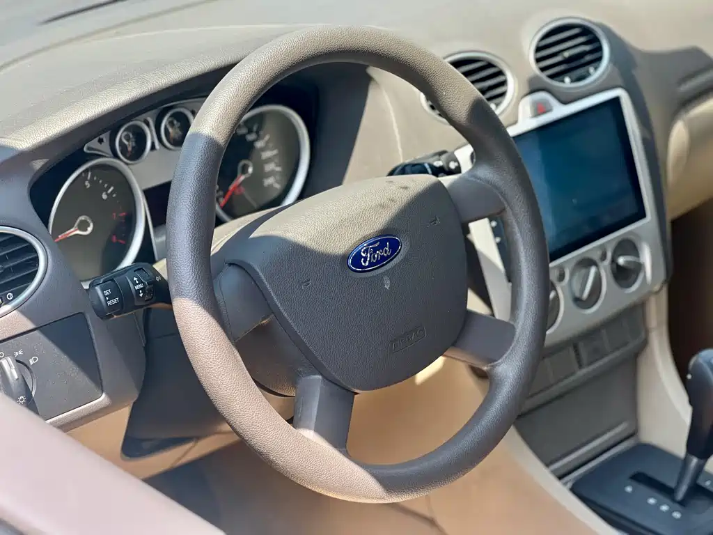Ford Focus — миниатюра 9