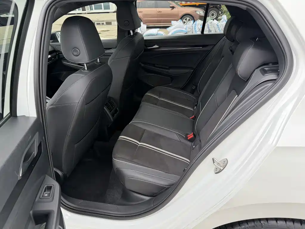 Volkswagen Golf 280TSI DSG R-Line, фото 18
