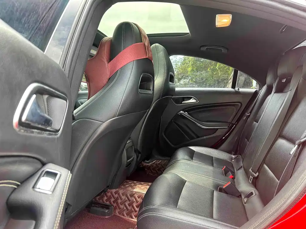 Mercedes-Benz CLA (Import) — миниатюра 10