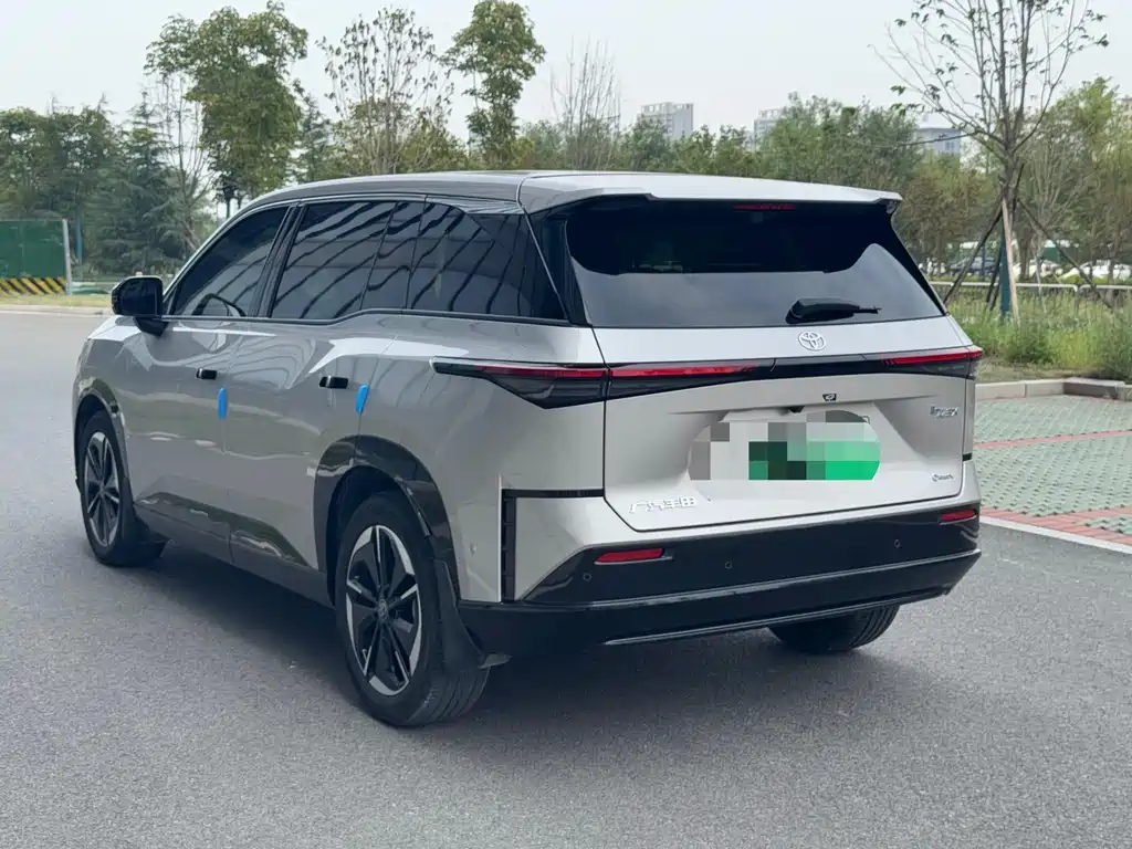 Toyota bZ3X — миниатюра 9