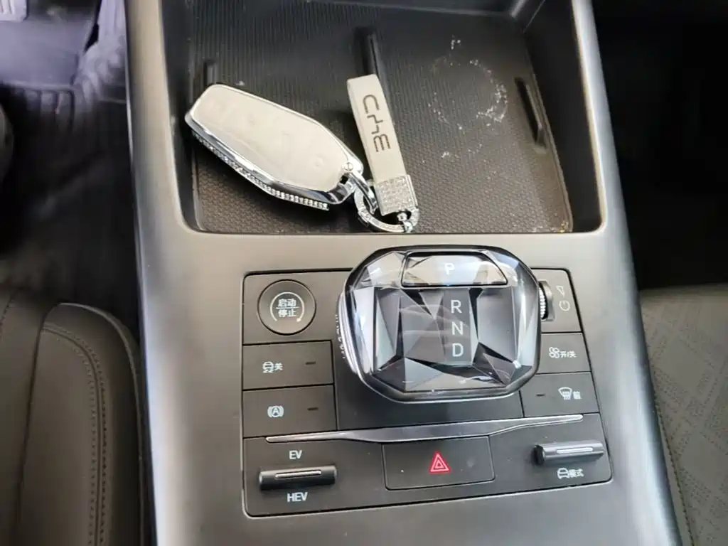 BYD Qin PLUS — миниатюра 14