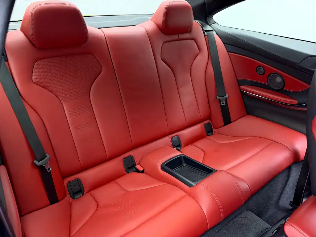BMW M4 — миниатюра 15