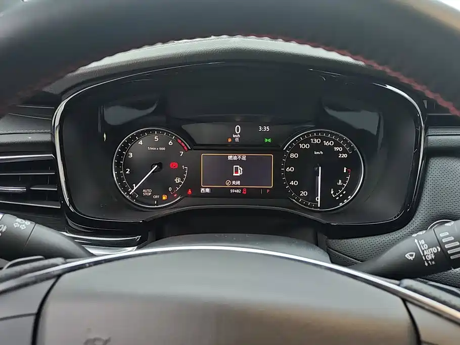 Cadillac XT5 — миниатюра 14