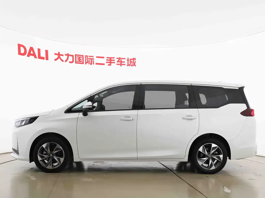 GAC Motor Trumpchi M6 — миниатюра 5