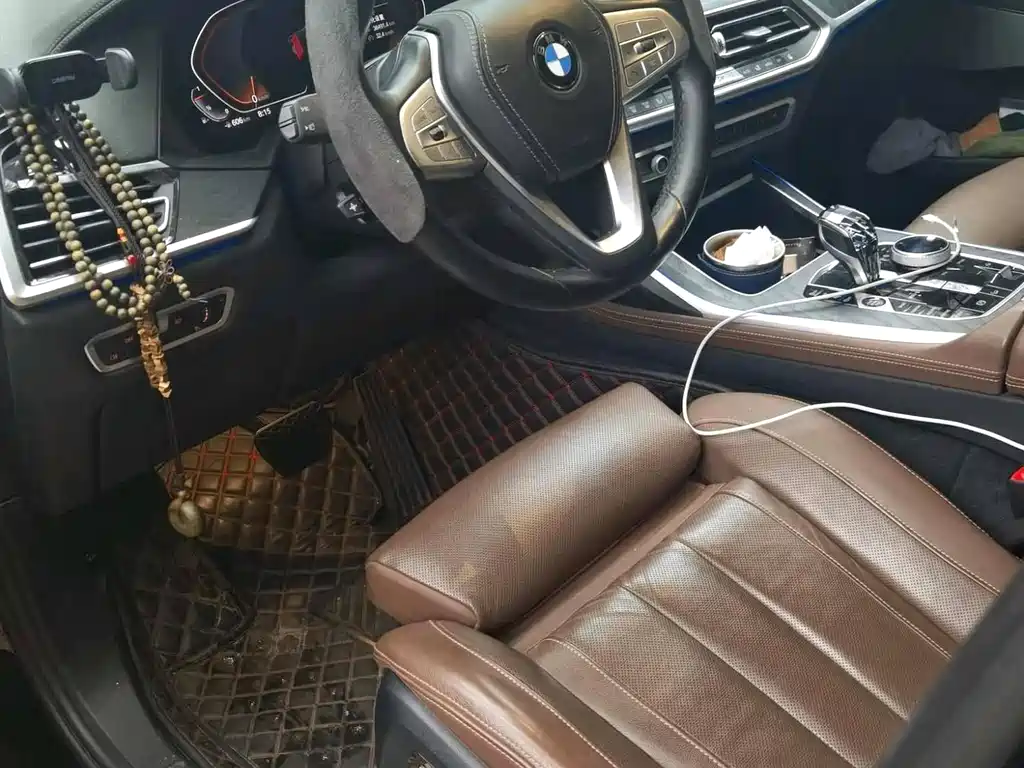 BMW X7 2022 xDrive40i Lead Luxury