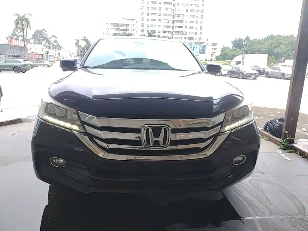 Honda Accord — миниатюра 3