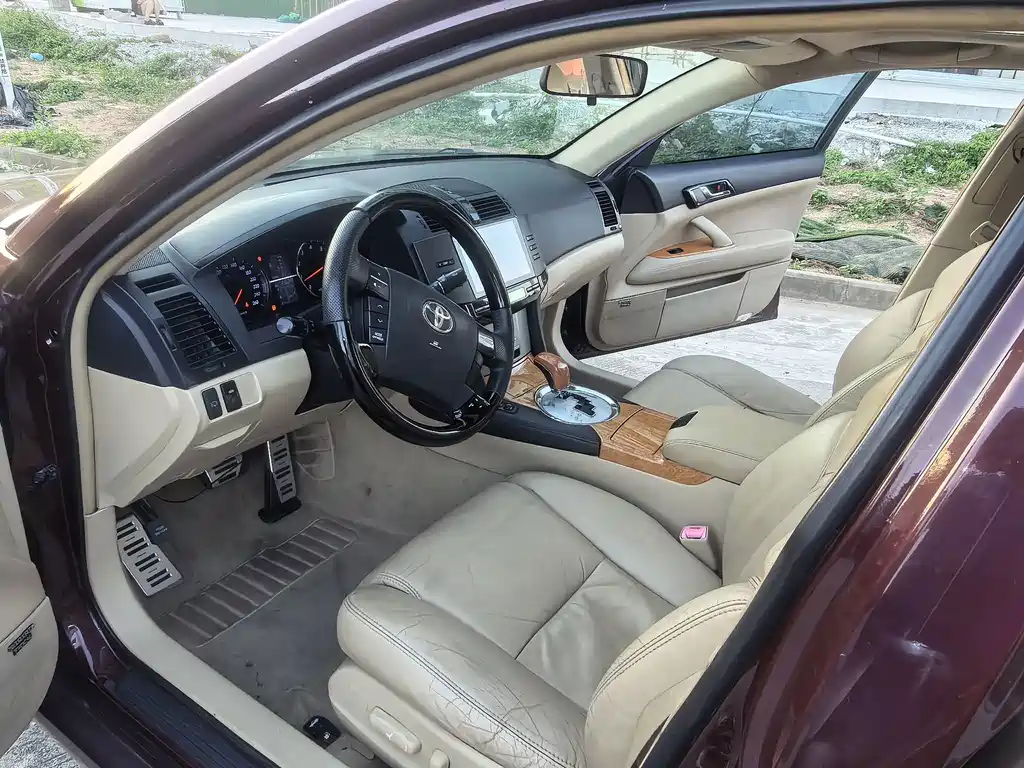 Toyota Reiz — миниатюра 12