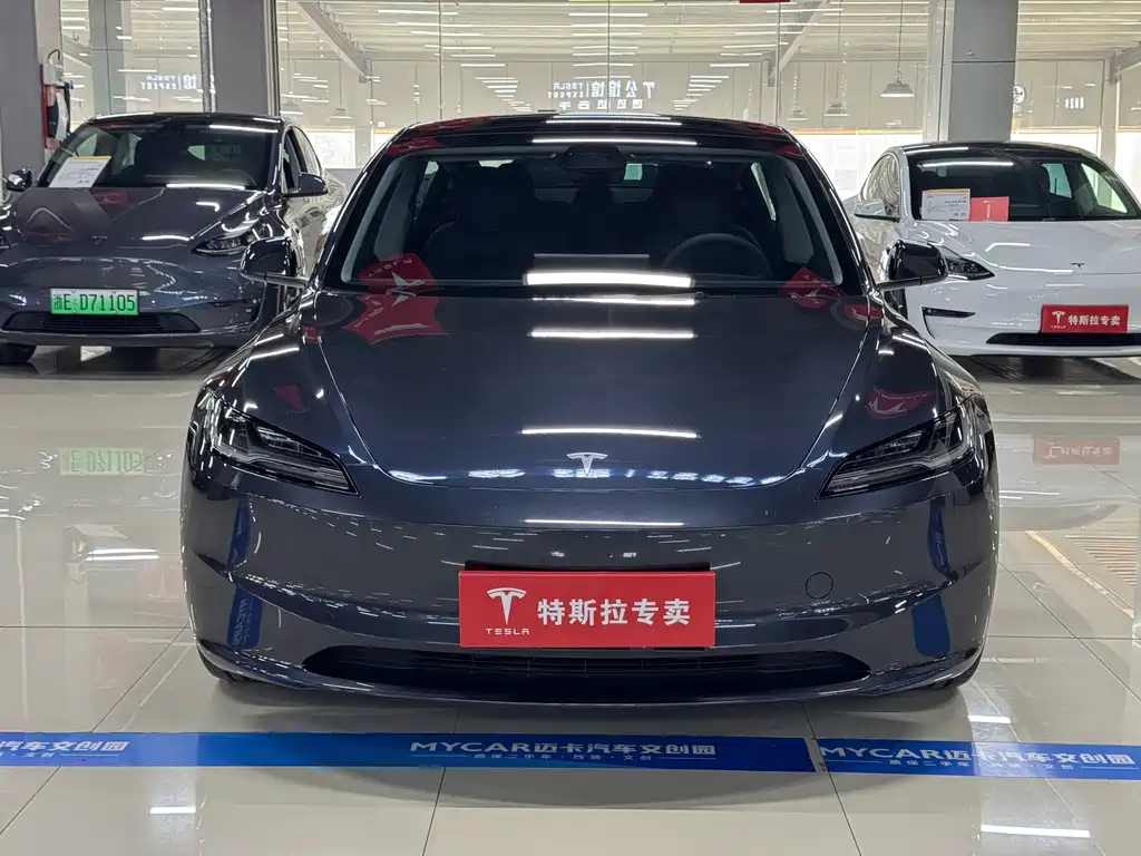 Tesla Model 3 — фотографии объявления, Фото 3