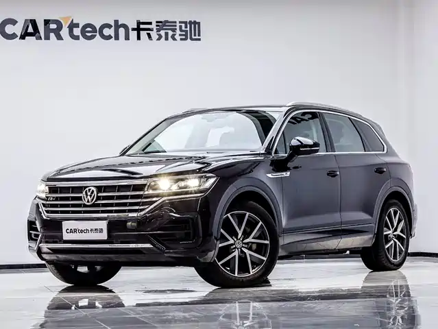 VOLKSWAGEN TOUAREG 2020